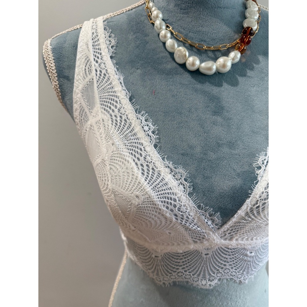 Cosabella White Allure Petite Plunge Bralette  Lace Wireless Bra‎ PM(28C, 30B) - Picture 7 of 10